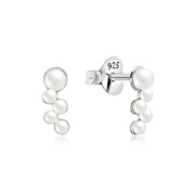 E-13724 - 925 Sterling silver stud with synthetic pearl.