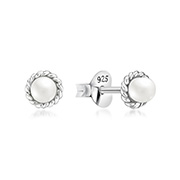 E-13782 - 925 Sterling silver stud with synthetic pearl.