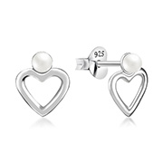 E-13796 - 925 Sterling silver stud with synthetic pearl.