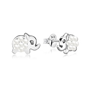 E-14218 - 925 Sterling silver stud with synthetic pearl.