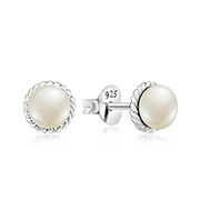 E-15737/1 - 925 Sterling silver stud with fresh water pearl.