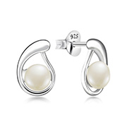 E-15892/1 - 925 Sterling silver stud with fresh water pearl.