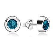 E-4066 - 925 Sterling silver stud with crystals.