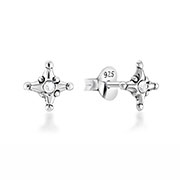 E-15932 - 925 Sterling silver stud with crystals.