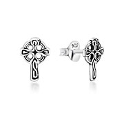 EP-119 - Plain 925 Sterling silver stud earring.