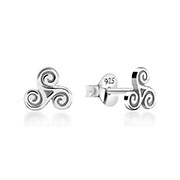 EP-624 - Plain 925 Sterling silver stud earring.