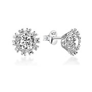 925 Sterling silver earring with cubic zircon.