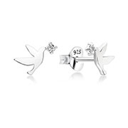 925 Sterling silver earring with cubic zircon.