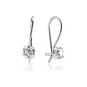 925 Sterling silver earring with cubic zircon.